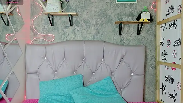 Sophia xoxo1 online show from April 3, 1:06 pm