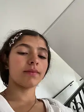 LINDA EF online show from April 12, 12:08 pm