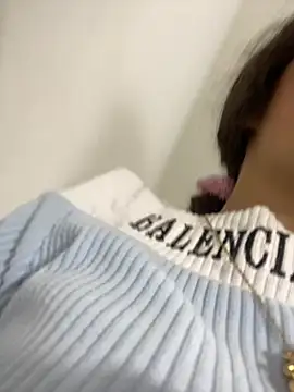 LINDA EF online show from April 6, 12:39 pm