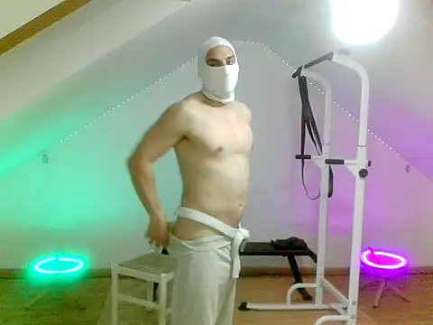 NinjaLaser online show from April 8, 7:26 pm