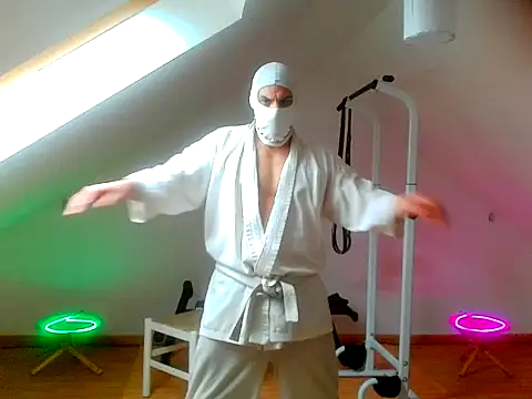 NinjaLaser online show from April 15, 11:27 am