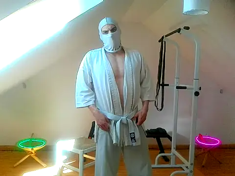 NinjaLaser online show from April 7, 11:23 am