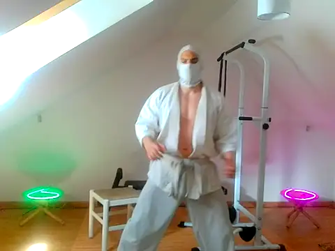 NinjaLaser online show from April 25, 11:24 am