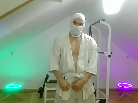 NinjaLaser online show from May 9, 7:28 pm
