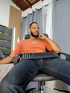 Oliver bigblack cock online show from April 24, 5:59 pm