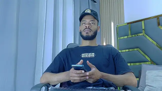 Oliver bigblack cock online show from March 22, 5:36 pm