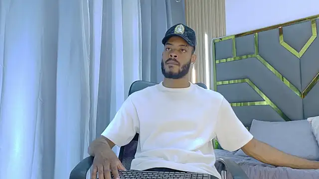 Oliver bigblack cock online show from March 20, 8:10 pm