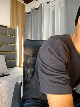 Oliver bigblack cock online show from April 3, 5:52 pm