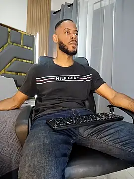 Oliver bigblack cock online show from April 14, 6:02 pm