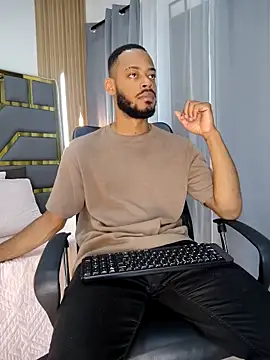 Oliver bigblack cock online show from April 20, 6:09 pm