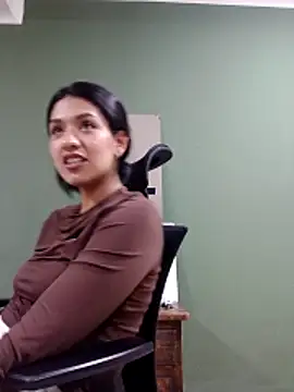 FiorellaLan online show from April 13, 9:41 pm