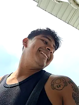 Snapshot of SteveHot444 chatting on March 13, 5:40 pm SteveHot444 online show from March 13, 5:40 pm