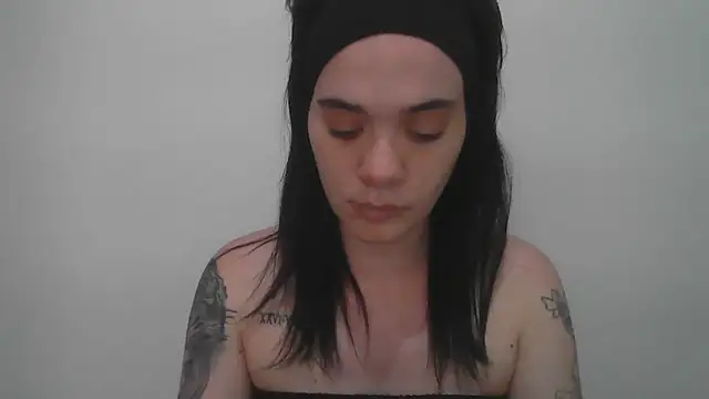anastasia-evans online show from April 8, 5:25 pm