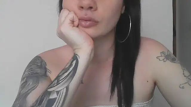 anastasia-evans online show from April 21, 4:46 pm