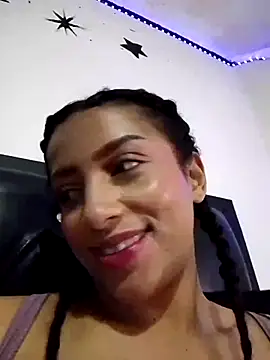 KattyBerryX online show from August 2, 10:40 pm