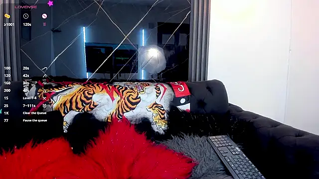 psychodoll 11 online show from March 14, 12:33 pm