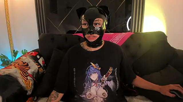 Snapshot of psychodoll_11 chatting on June 9, 1:23 pm psychodoll 11 online show from June 9, 1:23 pm