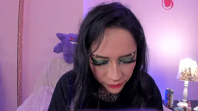 Snapshot of psychodoll_11 chatting on April 30, 1:18 pm psychodoll 11 online show from April 30, 1:18 pm