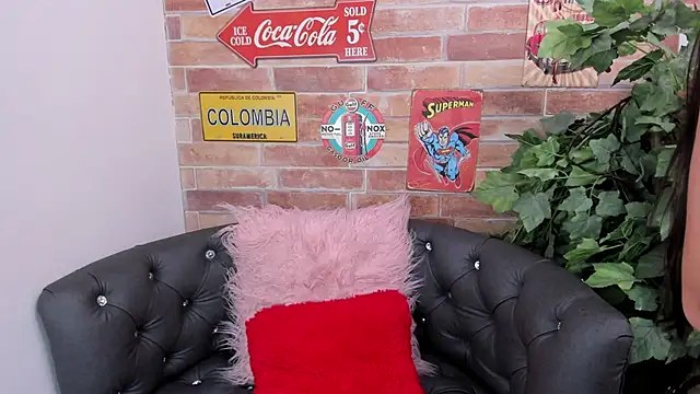miss loolita online show from April 9, 6:58 pm