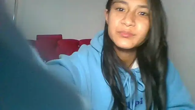 KarolaMendez online show from April 30, 8:49 pm