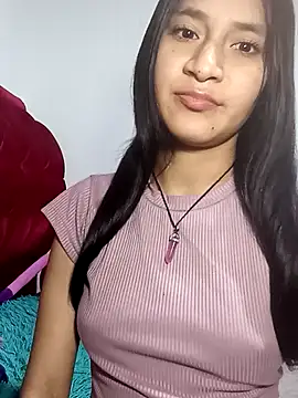 KarolaMendez online show from May 10, 9:27 pm