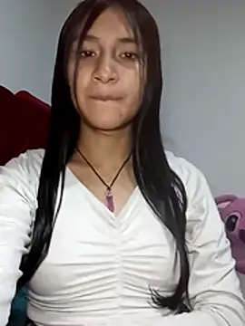 Snapshot of KarolaMendez chatting on June 29, 11:59 pm KarolaMendez online show from June 29, 11:59 pm
