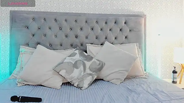 Alexa Wiild online show from April 16, 3:40 am