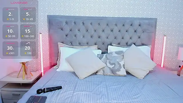 Alexa Wiild online show from April 4, 12:01 pm