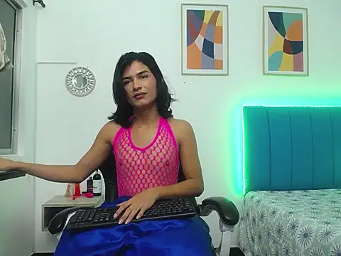 Madisson jones online show from April 10, 12:12 pm