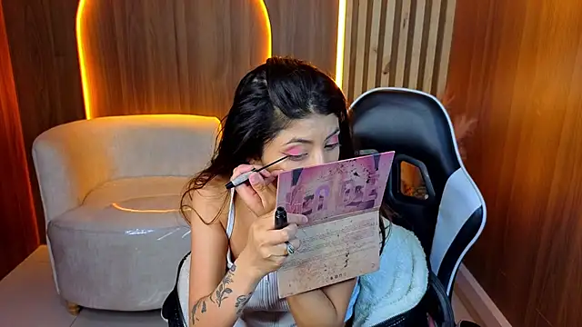 Lia queen tx online show from July 26, 3:24 am