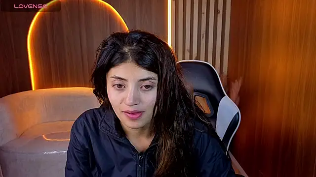 Lia queen tx online show from June 7, 1:27 pm