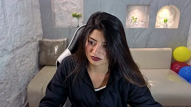 Lia queen tx online show from June 30, 7:58 pm
