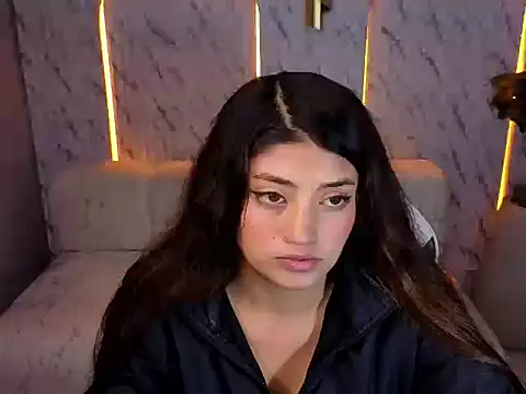 Lia queen tx online show from March 21, 2:57 am