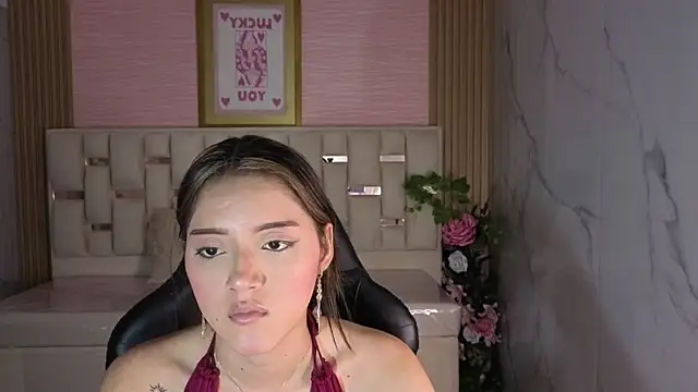 Snapshot of veronicaa_s chatting on May 9, 8:01 pm veronicaa s online show from May 9, 8:01 pm