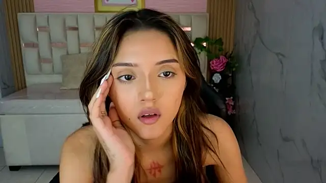 veronicaa s online show from July 2, 9:32 pm