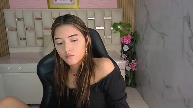 veronicaa s online show from June 20, 8:03 pm