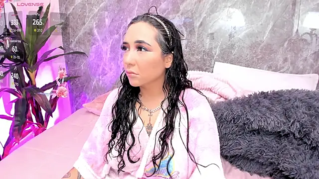 Megan Stein online show from June 7, 7:08 pm