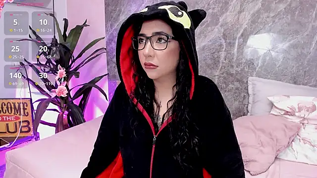 Megan Stein online show from March 27, 7:37 pm