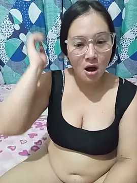 Brittany G online show from May 29, 6:19 am