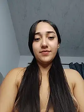 isabellaHill2 online show from April 9, 4:36 am