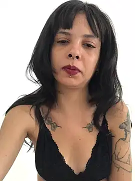 Snapshot of pinacarracci chatting on June 25, 1:49 pm pinacarracci online show from June 25, 1:49 pm