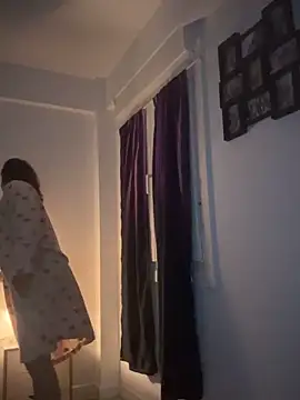 EmelyGigi online show from March 15, 11:01 pm