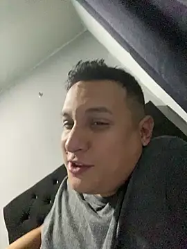 TomasStyl  online show from March 14, 2:06 am