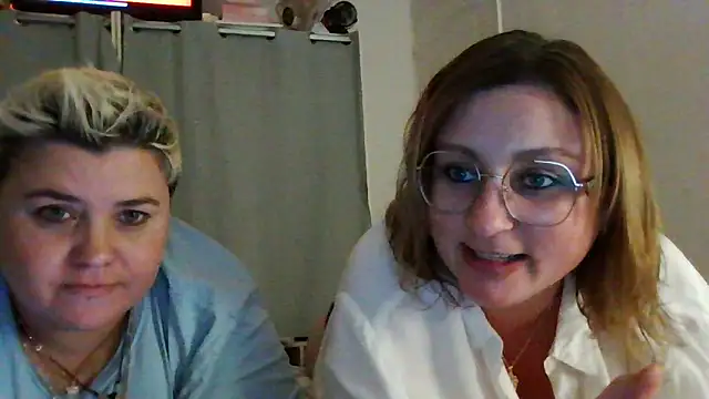 Snapshot of duotroublant chatting on March 12, 9:52 pm duotroublant online show from March 12, 9:52 pm