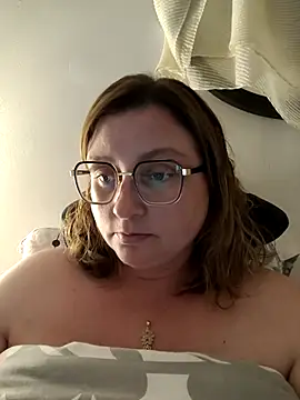 duotroublant online show from June 15, 9:36 pm