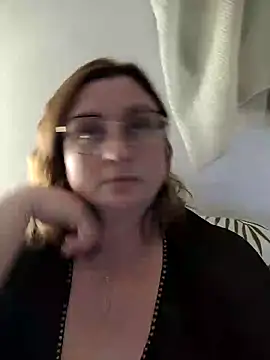 duotroublant online show from May 17, 9:04 pm