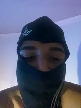 hardboii00 online show from May 27, 11:45 pm