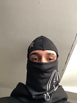 Snapshot of hardboii00 chatting on March 20, 7:53 am hardboii00 online show from March 20, 7:53 am