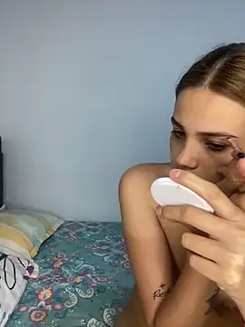 isabella-hot12 online show from May 1, 10:48 pm