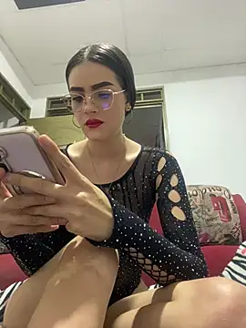 isabella-hot12 online show from March 28, 11:39 pm